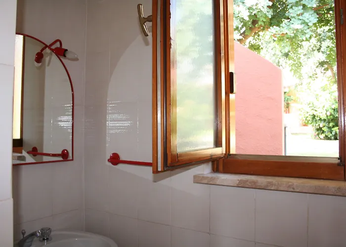 Lägenhetshotell Verdemare Sardegna Due 2*